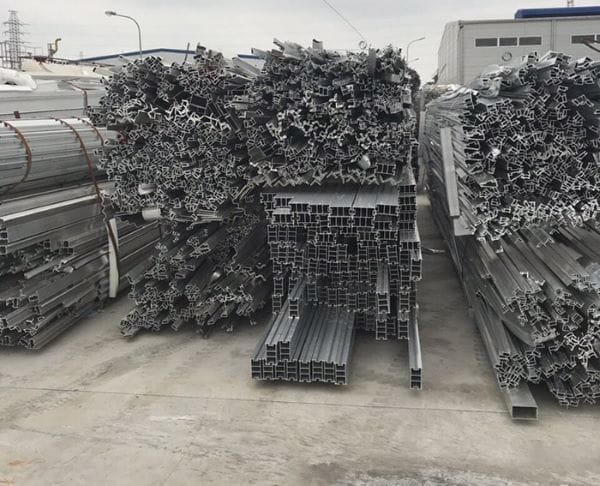 Các loại phế liệu được Hoàng Long thu mua tại Bắc Giang
